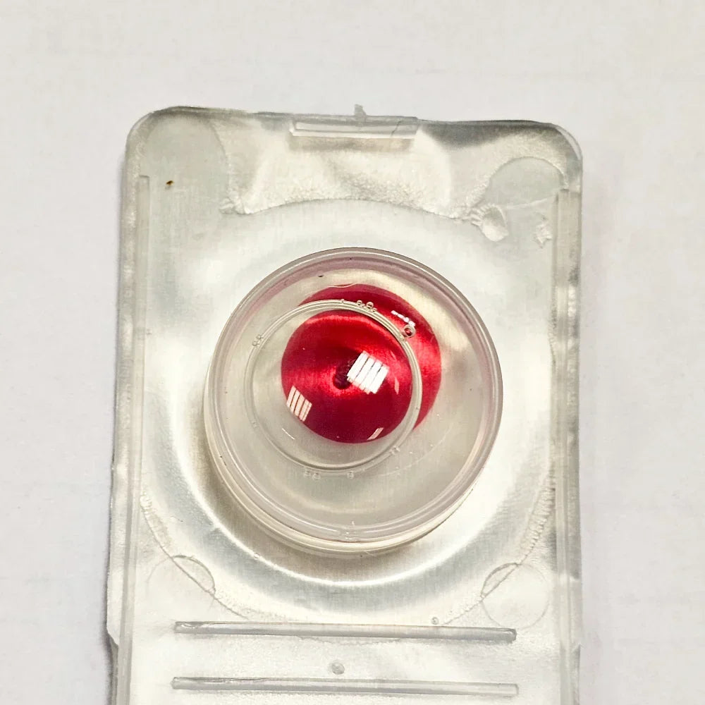 Eyeling Red